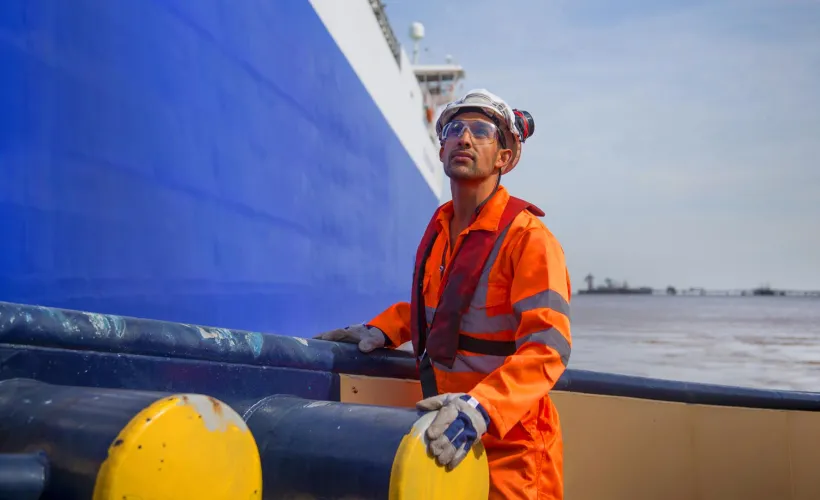 Tanker_Workman